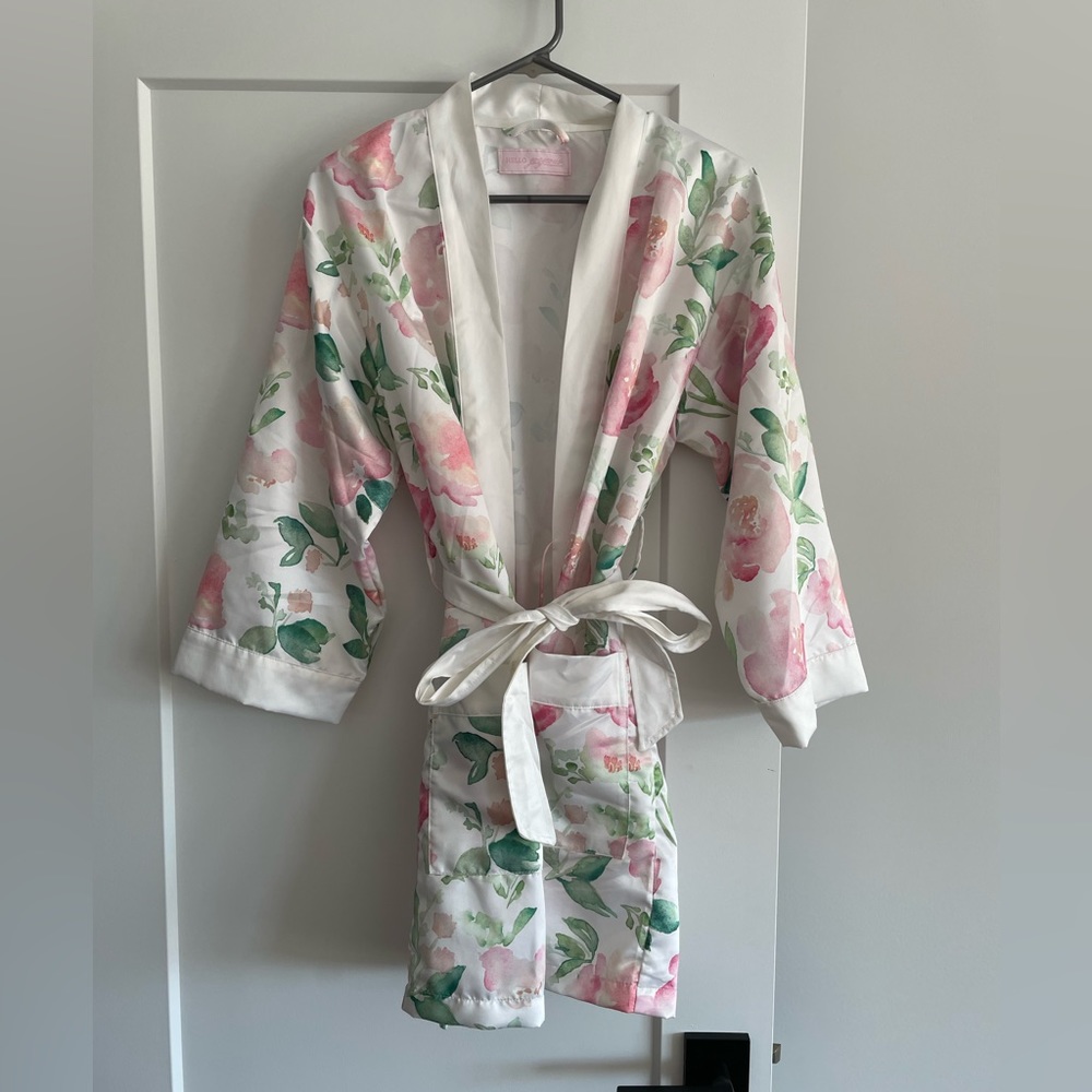Floral satin robe